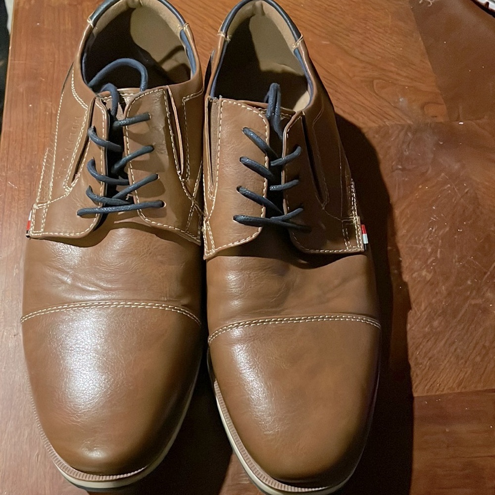 Tommy hildiger men dress shoes size 10